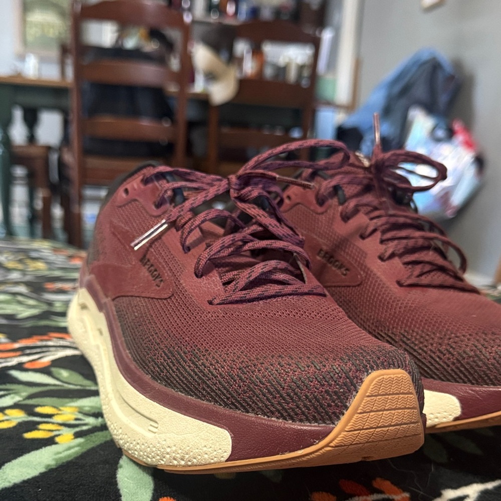 Men's Running Sneakers - Burgundy/Maroon